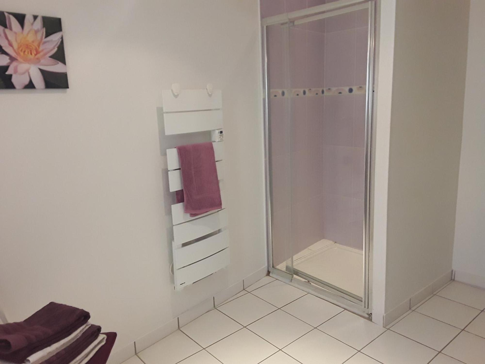 La Reine Des Pres Chambres D'Hotes Saint-Bonnet-de-Chirac Luaran gambar
